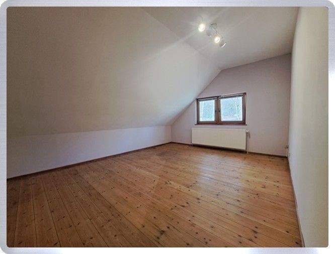 Einfamilienhaus Grebenhain Ilbeshausen-Hochwaldhausen - 5 Zimmer, 166 m&sup2;, 225.000&euro; | Angebot:25726785