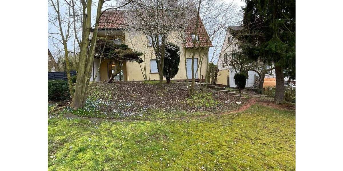 Einfamilienhaus Petersberg - 6 Zimmer, 180 m&sup2;, 1.600&euro; | Angebot:26106614