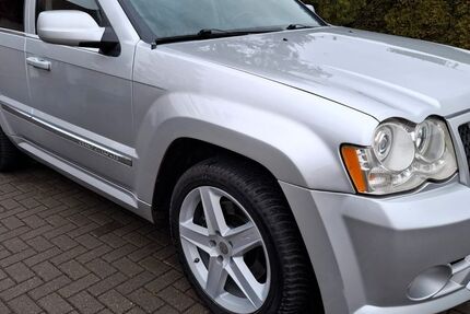 Jeep Grand Cherokee 189.000 km 14.499 &euro; Eichenzell 36124