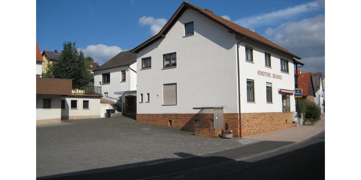 Mehrfamilienhaus, Wohnhaus Gersfeld (Rhön) - 19 Zimmer, 416 m&sup2;, 450.000&euro; | Angebot:26126472