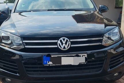 VW Touareg 142.000 km 19.900 &euro; Kalbach 36148