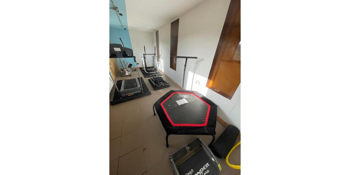 Einfamilienhaus Sinntal - 12 Zimmer, 213 m&sup2;, 248.000&euro; | Angebot:22648653