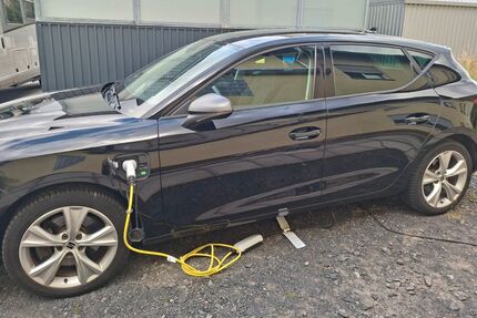 Seat Leon 143.000 km 15.300 &euro; Hofbieber 36145