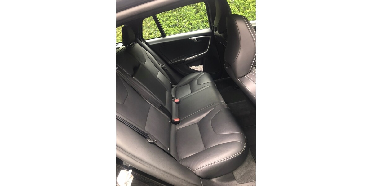 Volvo V60 202.422 km 15.900 &euro; Ebersburg 36157