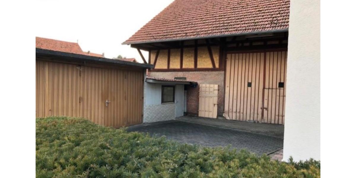 Einfamilienhaus Schlitz - 11 Zimmer, 190 m&sup2;, 229.000&euro; | Angebot:24783224