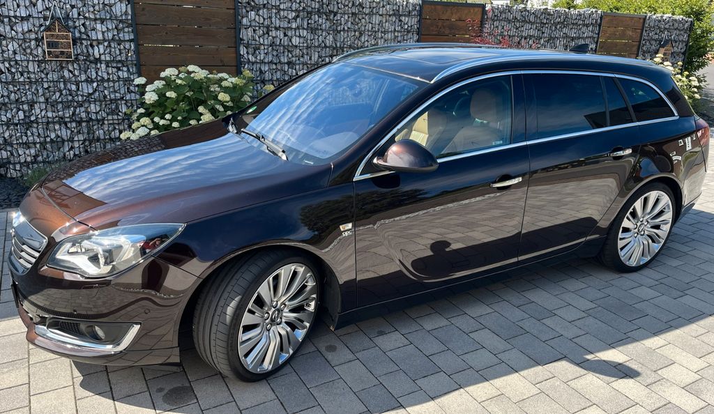 Opel Insignia 136.552 km 10.490 &euro; Grebenhain Hochwaldhausen 36355
