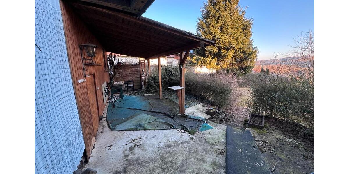 Einfamilienhaus Herbstein - 6 Zimmer, 100 m&sup2;, 85.000&euro; | Angebot:26112999