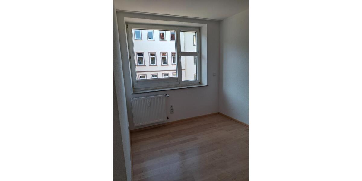 Etagenwohnung Fulda - 3 Zimmer, 85 m&sup2;, 895&euro; | Angebot:25716487