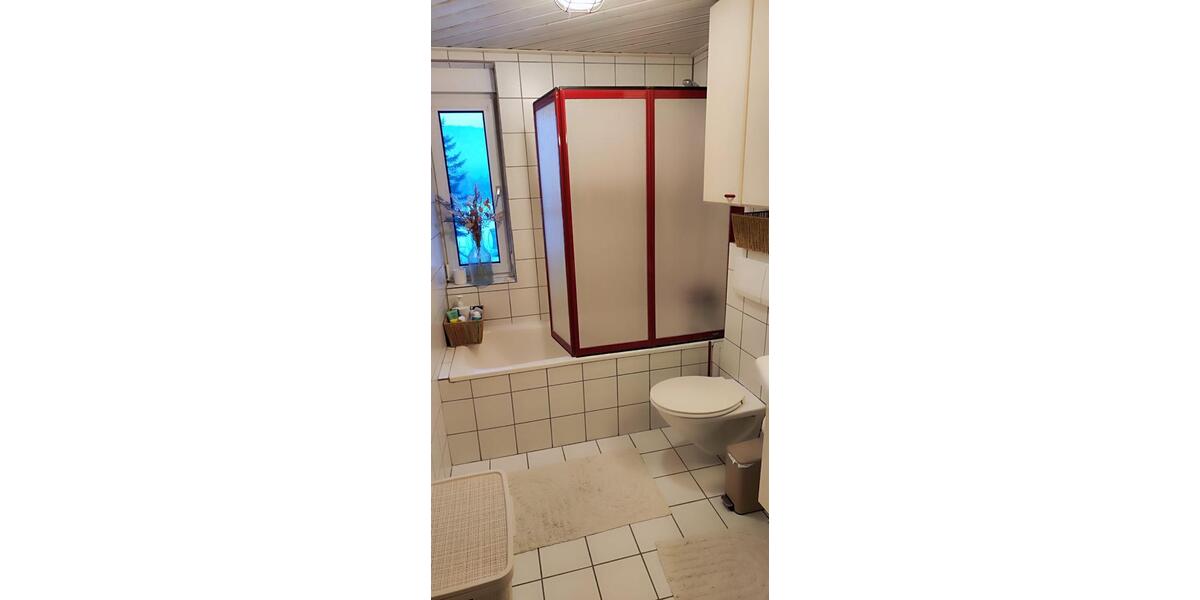 Etagenwohnung Burghaun - 5.5 Zimmer, 107 m&sup2;, 1.250&euro; | Angebot:24655667