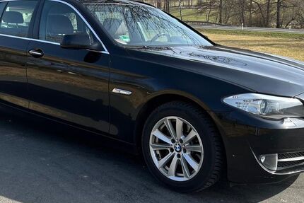 BMW 525 217.000 km 10.800 &euro; Hilders 36115