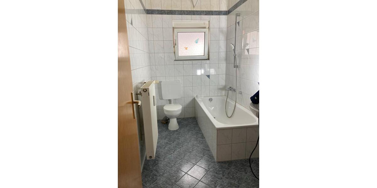 Erdgeschoßwohnung Wildflecken - 2 Zimmer, 67 m&sup2;, 620&euro; | Angebot:25655323