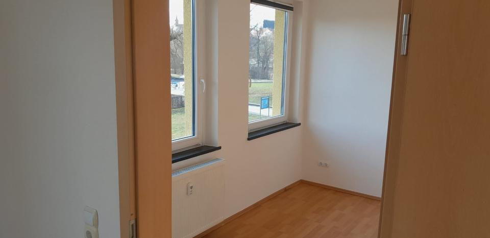 Etagenwohnung Geisa - 2 Zimmer, 85 m&sup2;, 690&euro; | Angebot:25792967