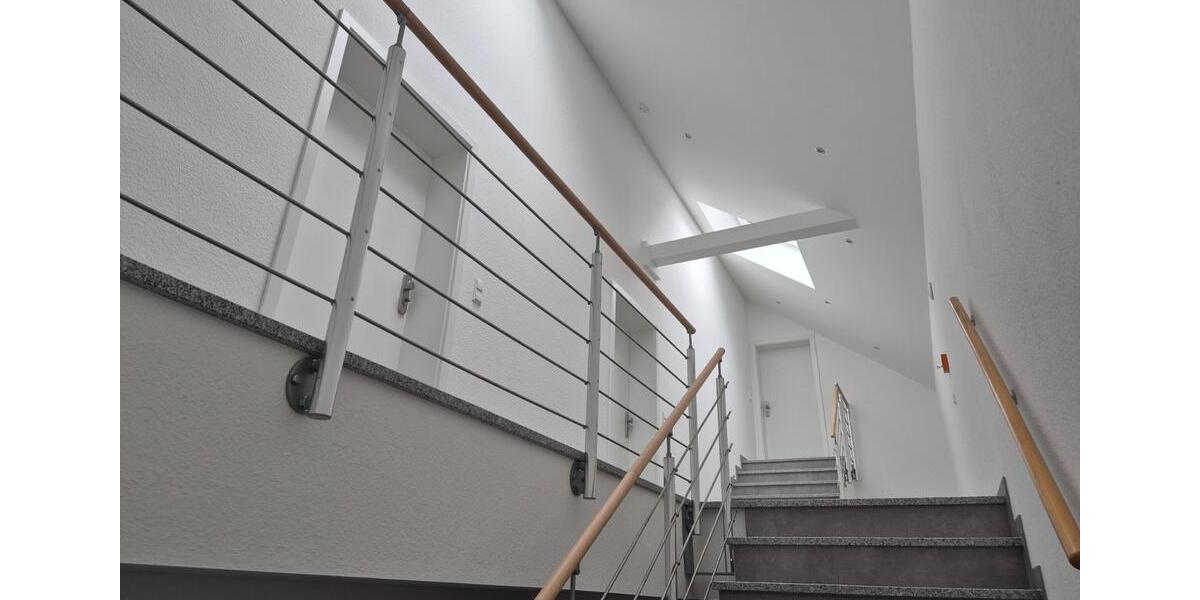 Etagenwohnung Niederaula - 3 Zimmer, 75 m&sup2;, 700&euro; | Angebot:25840142