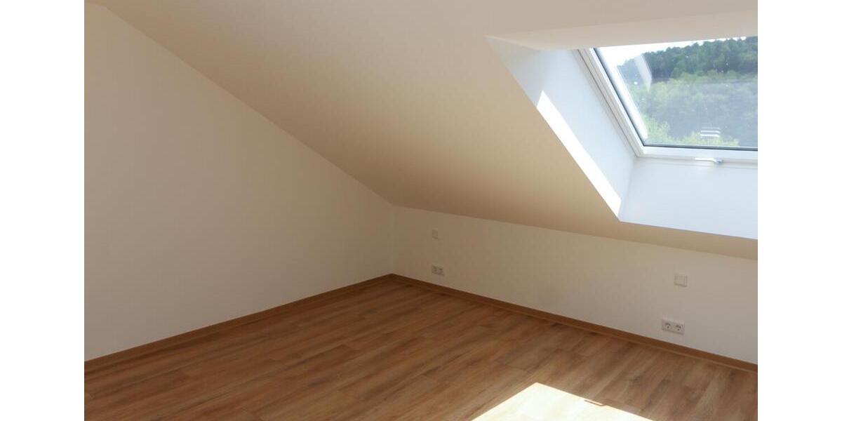 Dachgeschoßwohnung Fulda Fulda-Galerie - 4 Zimmer, 82 m&sup2;, 830&euro; | Angebot:26644577
