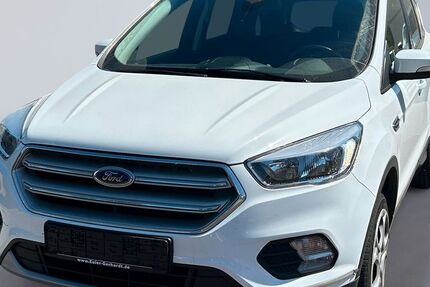 Ford Kuga 55.140 km 11.900 &euro; Lauterbach 36341