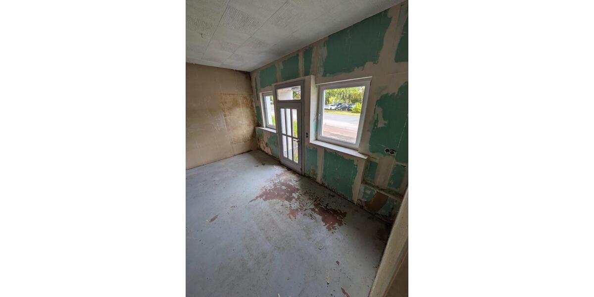 Einfamilienhaus Grebenhain - 8 Zimmer, 155 m&sup2;, 169.000&euro; | Angebot:26646083