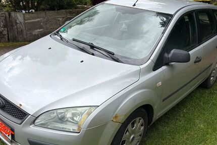 Ford Focus 317.000 km 650 &euro; Petersberg 36100