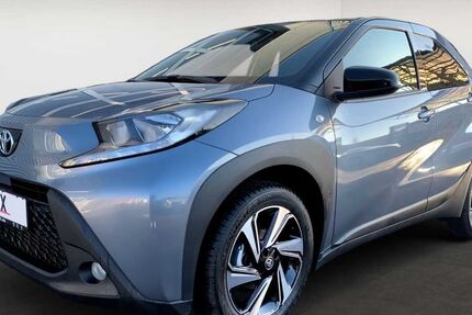 Toyota Aygo (X) 12.000 km 19.790 &euro; Petersberg 36100