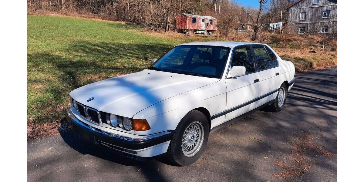 BMW 750 154.000 km 22.222 &euro; Flieden 36103