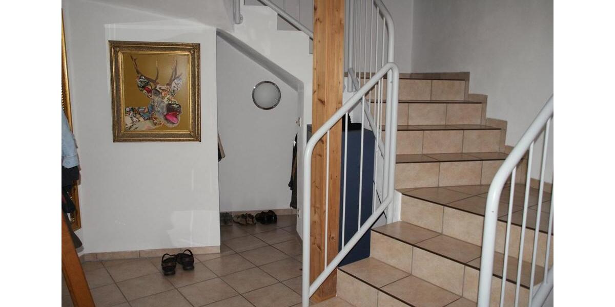 Einfamilienhaus Bad Brückenau - 7 Zimmer, 240 m&sup2;, 595.000&euro; | Angebot:26216018