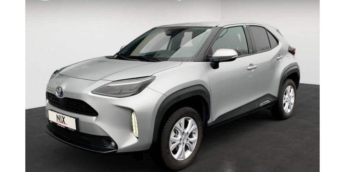 Toyota Yaris Cross 15.800 km 25.990 &euro; Petersberg 36100