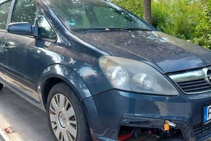 Opel Zafira 245.000 km 1.699 &euro; Eichenzell 36124