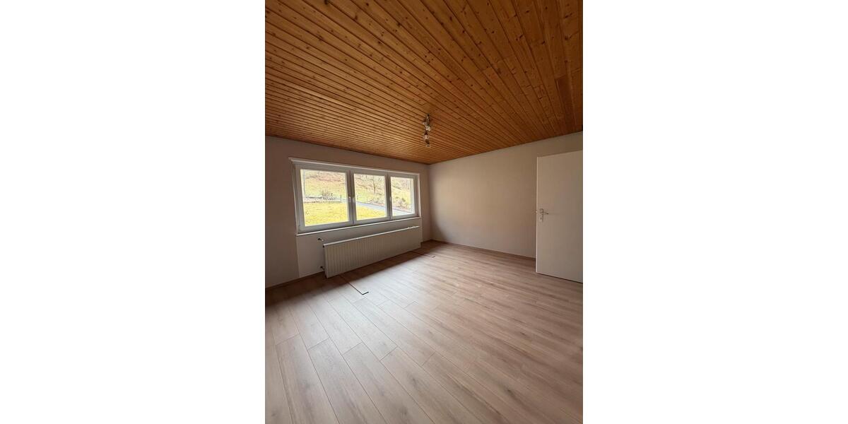 Etagenwohnung Fulda Aschenberg - 2 Zimmer, 65 m&sup2;, 600&euro; | Angebot:26042005