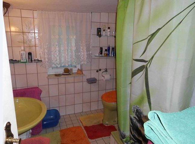 Einfamilienhaus Eiterfeld Ufhausen - 4 Zimmer, 86 m&sup2;, 60.000&euro; | Angebot:25998772