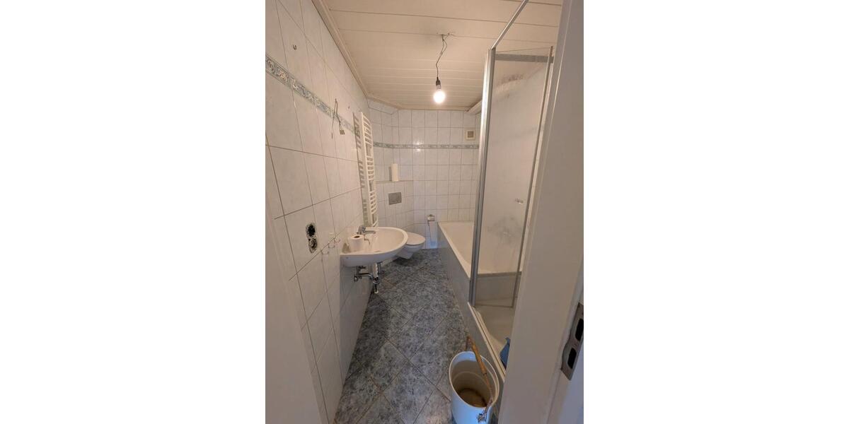 Einfamilienhaus Grebenhain - 8 Zimmer, 155 m&sup2;, 169.000&euro; | Angebot:26646083