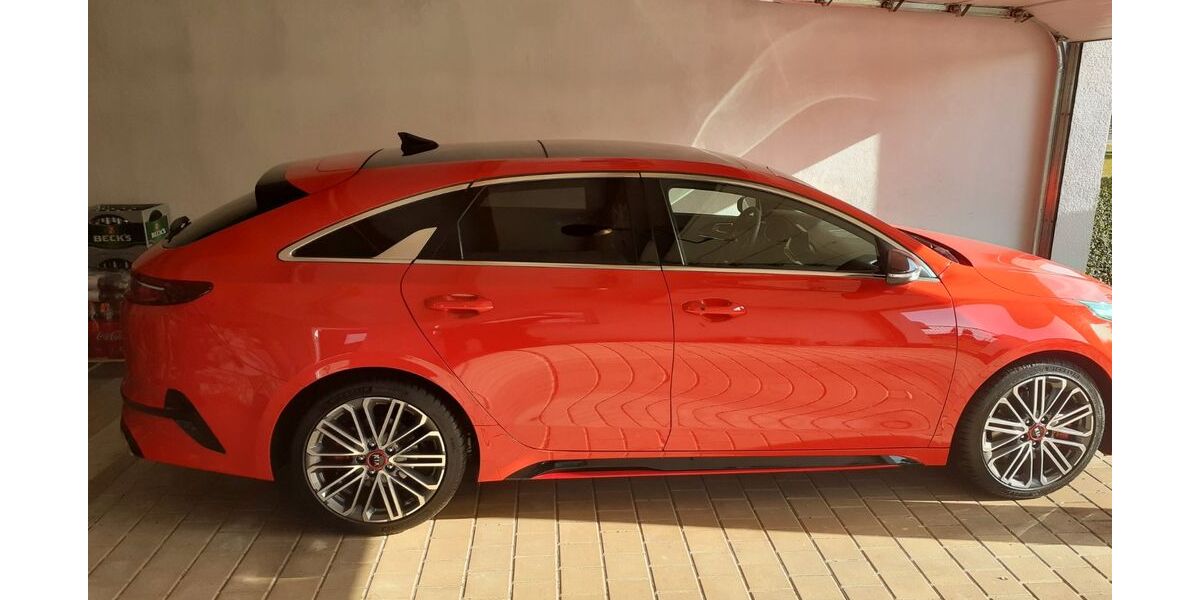 Kia pro ceed / ProCeed 60.000 km 19.000 &euro; Eiterfeld 36132