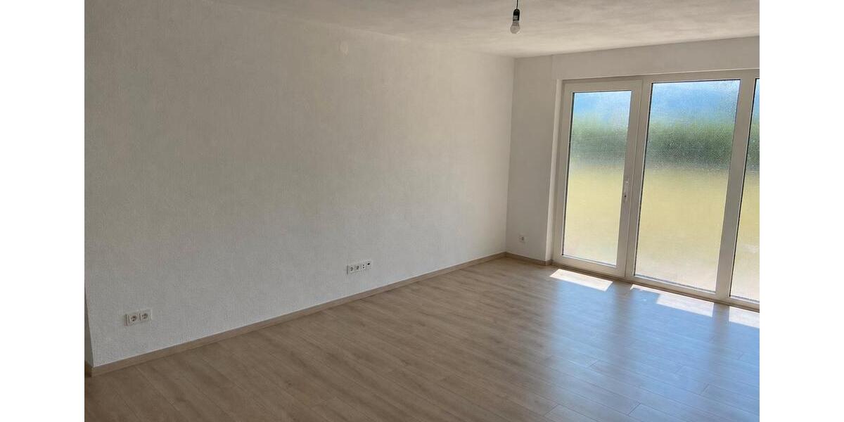 Erdgeschoßwohnung Sinntal - 3 Zimmer, 90 m&sup2;, 850&euro; | Angebot:26380071