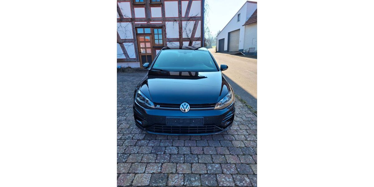 VW Golf 67.300 km 24.000 &euro; Lautertal-Meiches 36369