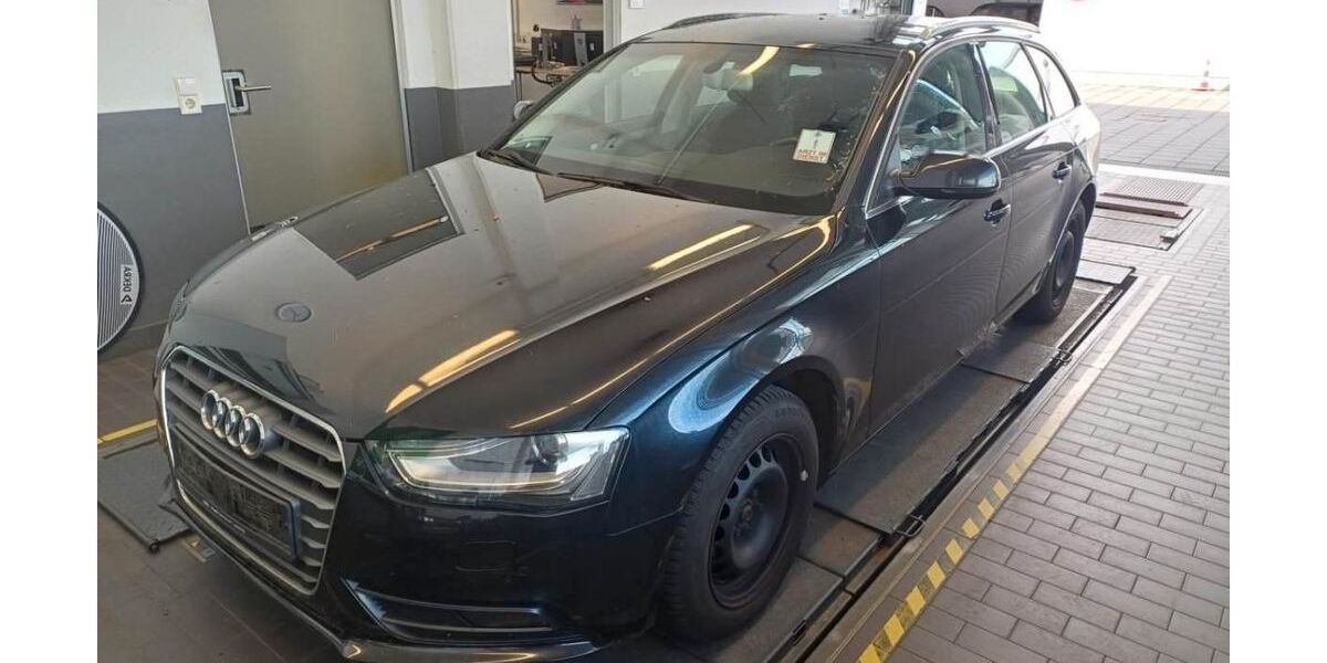 Audi A4 149.840 km 8.990 &euro; Fulda 36043