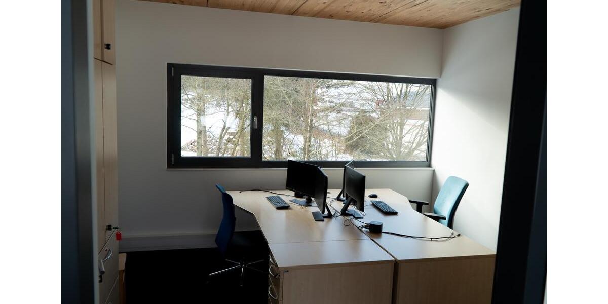 Gewerbeobjekt Hofbieber - 1.550&euro; | Angebot:24431351