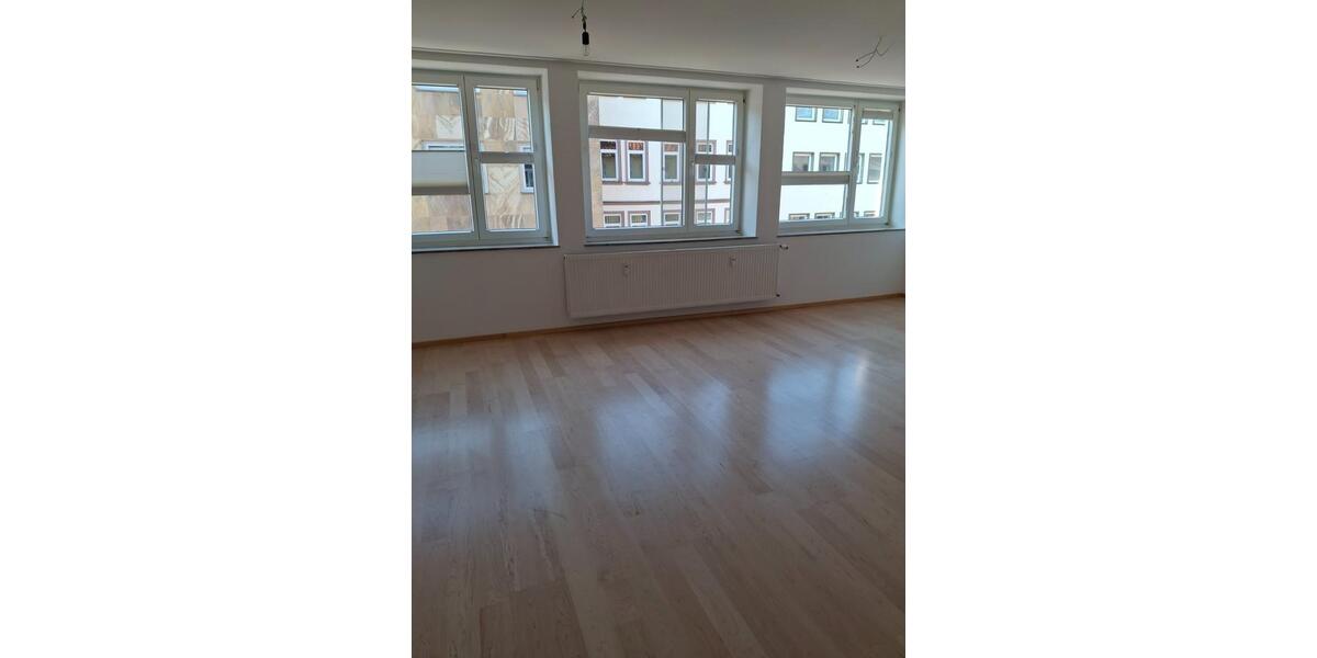 Etagenwohnung Fulda - 3 Zimmer, 85 m&sup2;, 895&euro; | Angebot:25716487