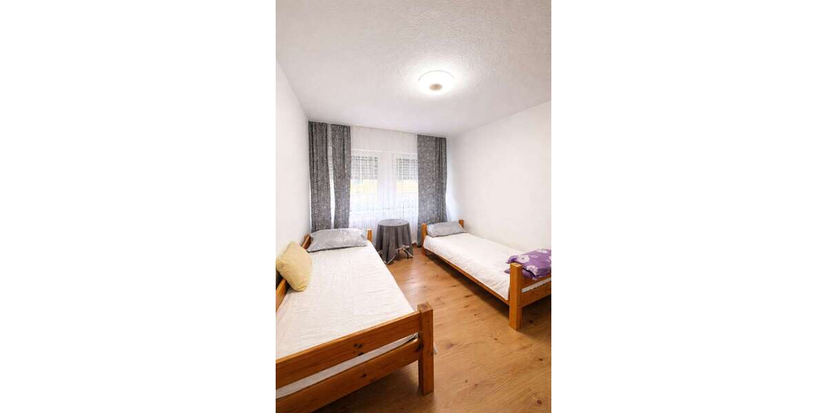 Einfamilienhaus Schlüchtern - 10 Zimmer, 236 m&sup2;, 819.000&euro; | Angebot:25924950