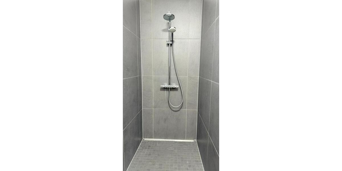 Einfamilienhaus Petersberg - 3 Zimmer, 159 m&sup2;, 1.910&euro; | Angebot:25432457