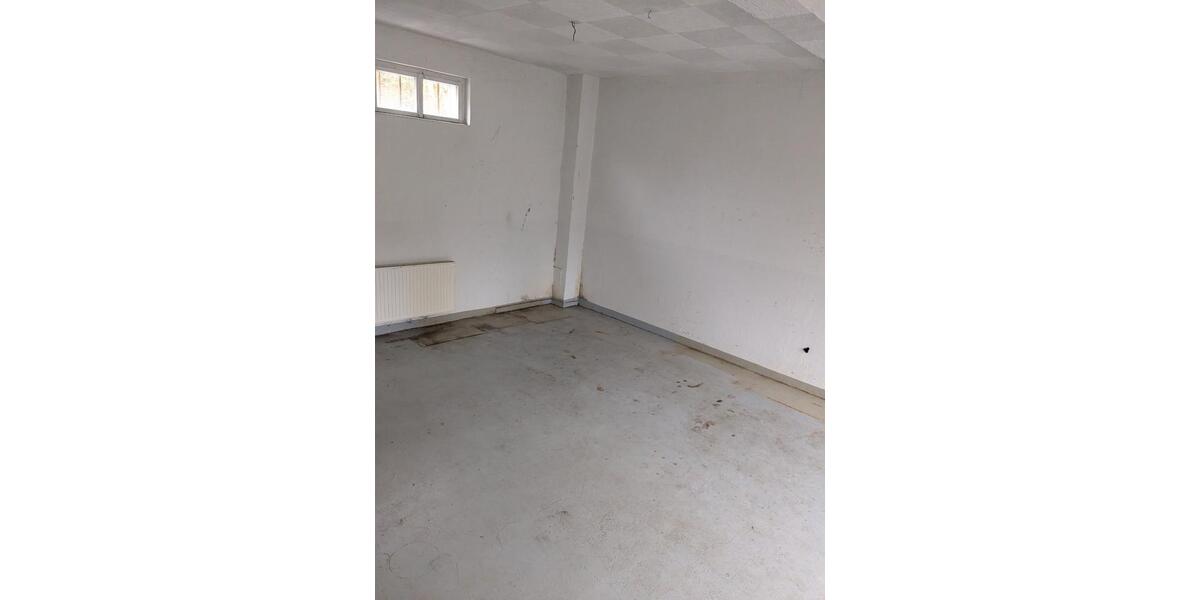 Einfamilienhaus Grebenhain - 8 Zimmer, 155 m&sup2;, 169.000&euro; | Angebot:26646083