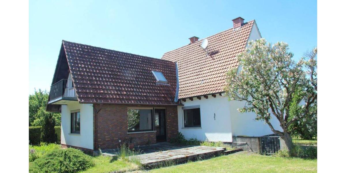 Mehrfamilienhaus, Wohnhaus Herbstein Altenschlirf - 7 Zimmer, 153 m&sup2;, 185.000&euro; | Angebot:26751885