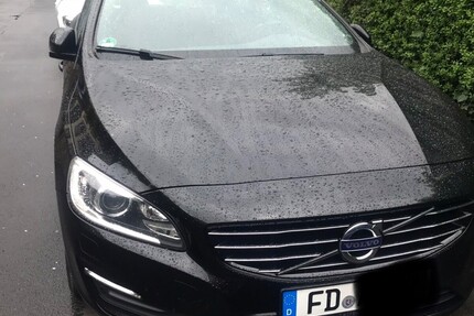 Volvo V60 202.422 km 15.900 &euro; Ebersburg 36157