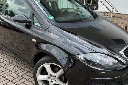 Seat Altea 167.000 km 2.400 &euro; Fulda 36043