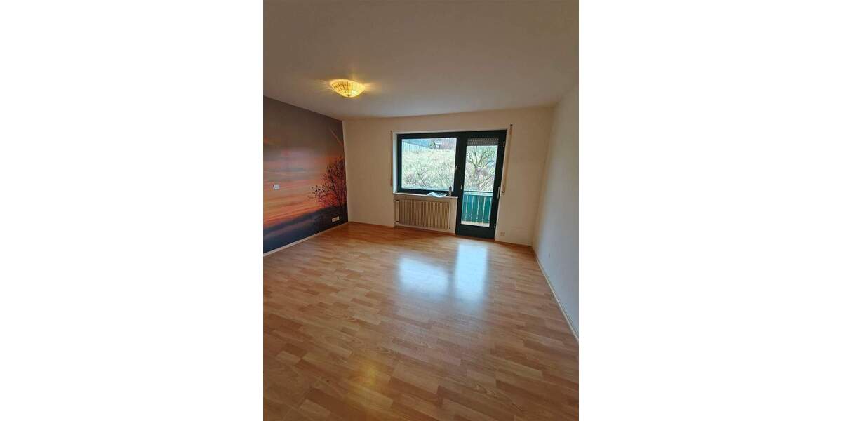 Etagenwohnung Gersfeld (Rhön) Gersfeld - 3 Zimmer, 110 m&sup2;, 750&euro; | Angebot:25668616