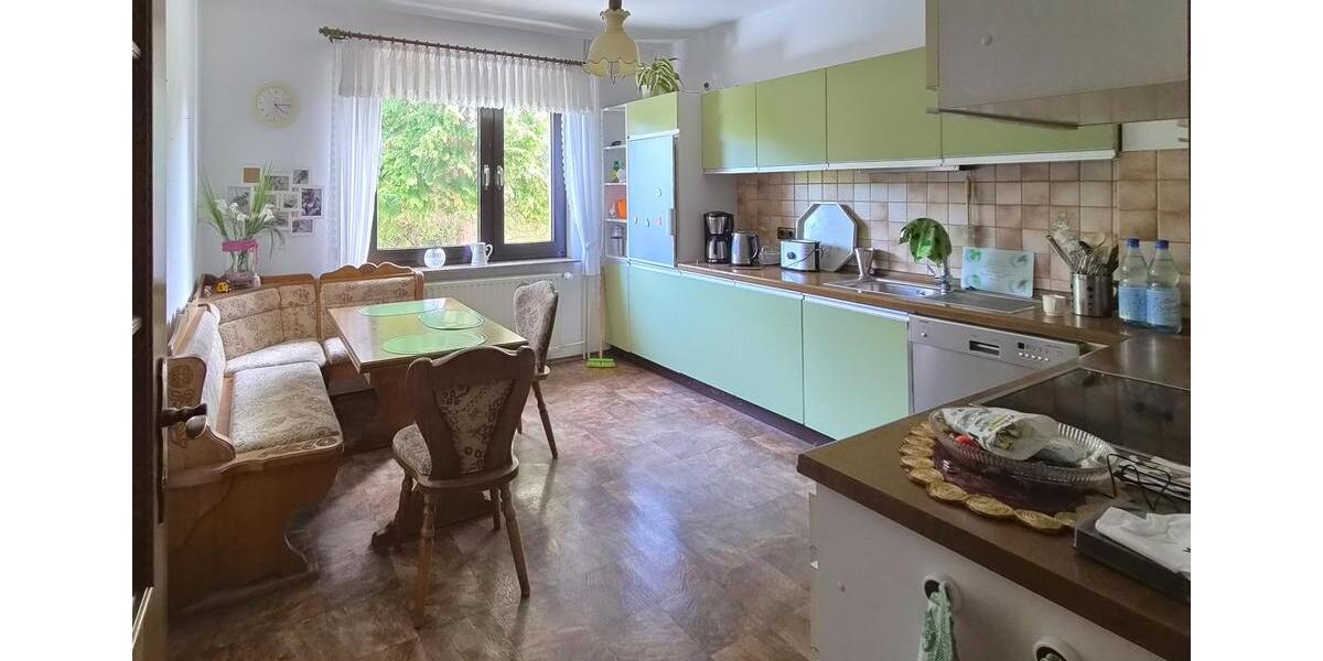 Einfamilienhaus Hünfeld - 9 Zimmer, 152 m&sup2;, 260.000&euro; | Angebot:26863308