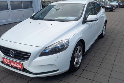 Volvo V40 123.192 km 10.950 &euro; Fulda 36043