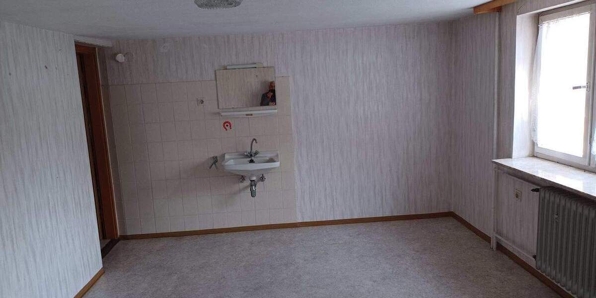 Einfamilienhaus Grebenhain Ilbeshausen-Hochwaldhausen - 2 Zimmer, 541 m&sup2;, 195.000&euro; | Angebot:25693686