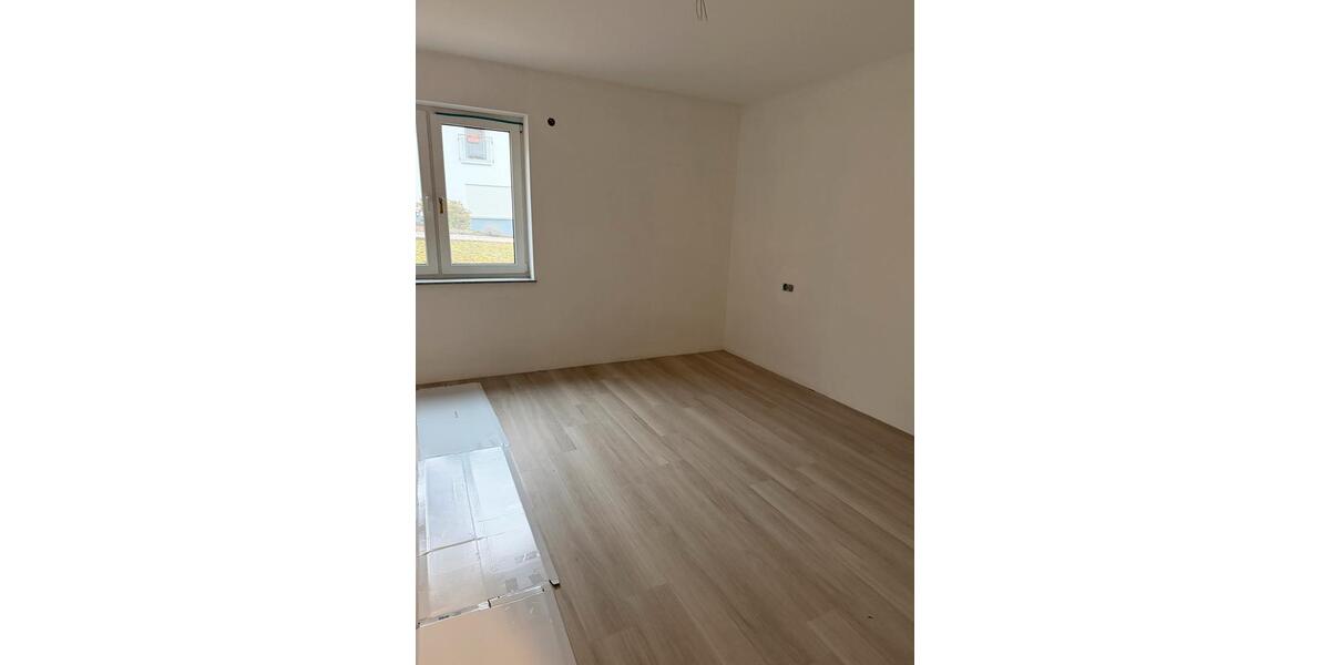 Erdgeschoßwohnung Schlüchtern - 2 Zimmer, 76 m&sup2;, 1.100&euro; | Angebot:24878823