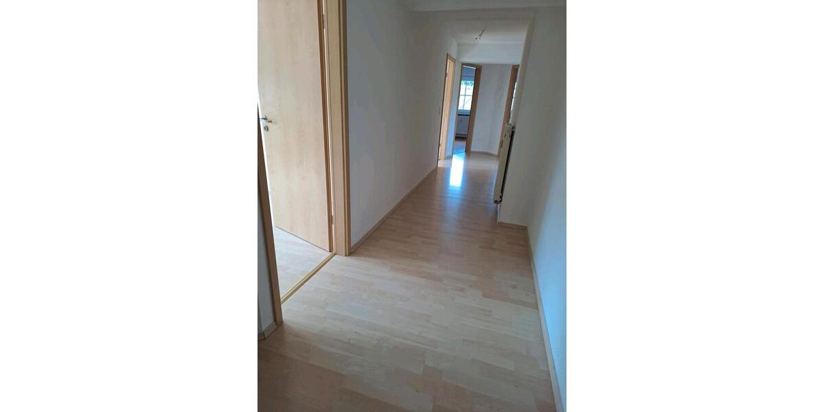 Dachgeschoßwohnung Bischofsheim in der Rhön - 1 Zimmer, 89 m&sup2;, 450&euro; | Angebot:24571673