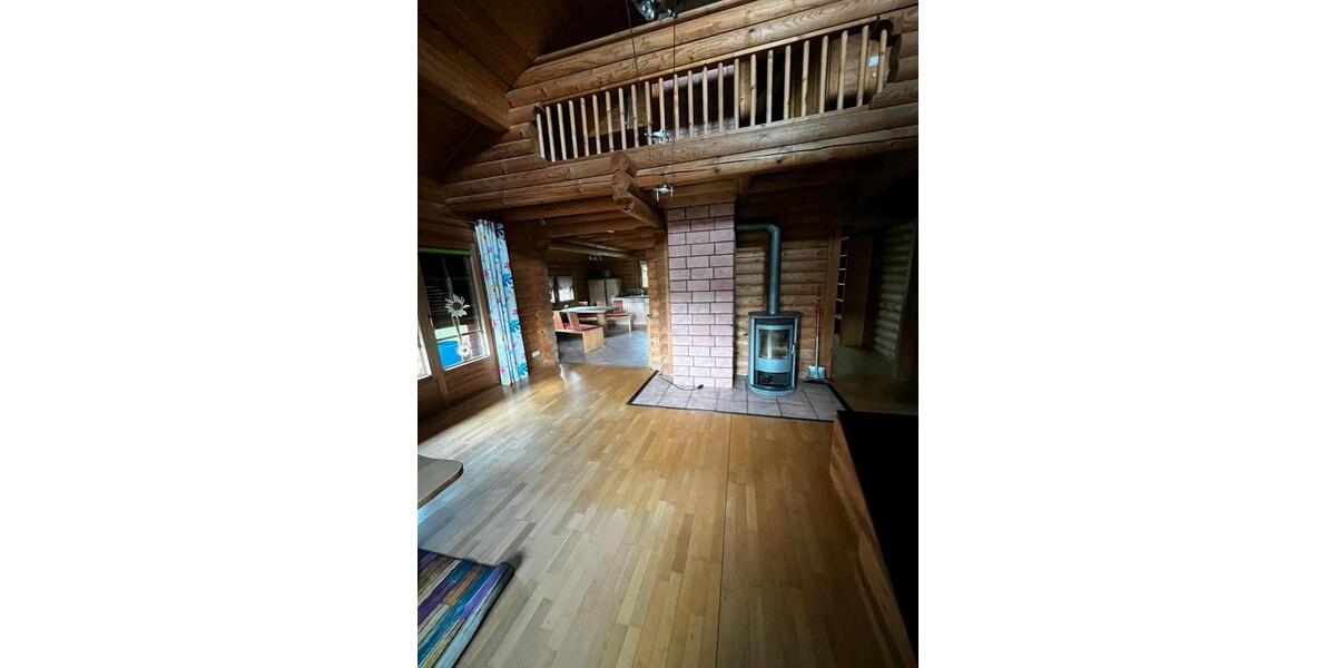Einfamilienhaus Niederaula - 7 Zimmer, 150 m&sup2;, 1.500&euro; | Angebot:25416138