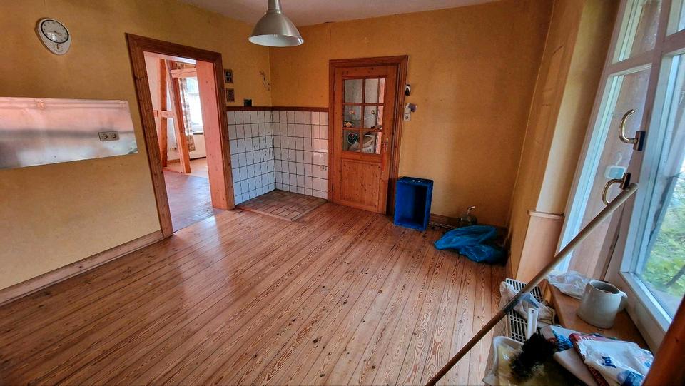 Einfamilienhaus Eiterfeld - 5 Zimmer, 125 m&sup2;, 175.000&euro; | Angebot:26745778