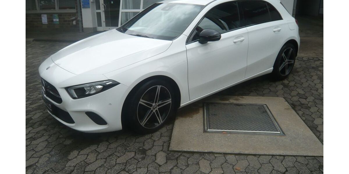 Mercedes-Benz A 200 101.000 km 19.990 &euro; Flieden 36103